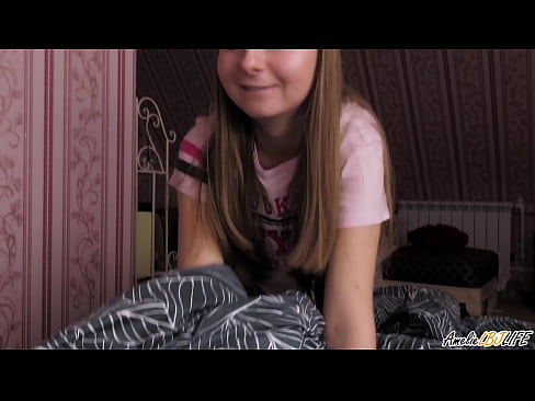 ❤️ Blondie, BFF'lerini Derinden Berbat Ediyor ve Ağzına Boşalıyor Porno videosu tr.yourxxxvideos.ru ❤